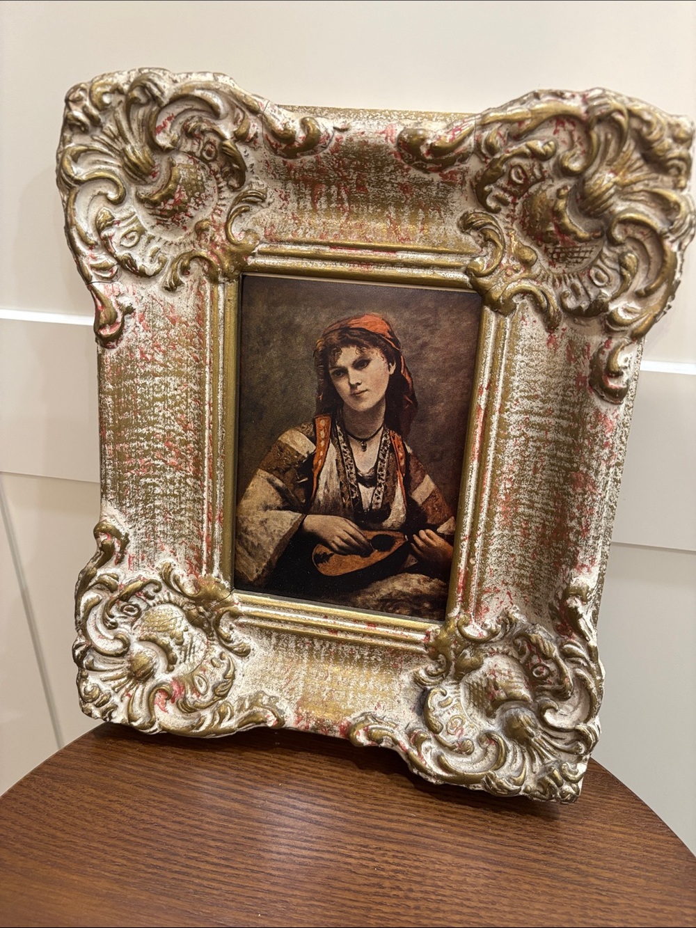 Ornate Baroque-Style Decorative Picture Frame in Gold and Red Accents